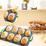Bread Baking Mould, Pack of 2 Baguette Baking Moulds, Silicone, with 4, 8 Slots, Baking Moulds for Baguette and Rolls, Non-Stick with Spatula and Oil Brush, for Baking Baguette Trays - Image 3