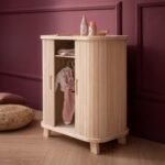 howa Grace 2670 Wooden Doll's Wardrobe for Dolls with Sliding Door, Clothes Rail, Shelf and 3 Hangers - Image 5